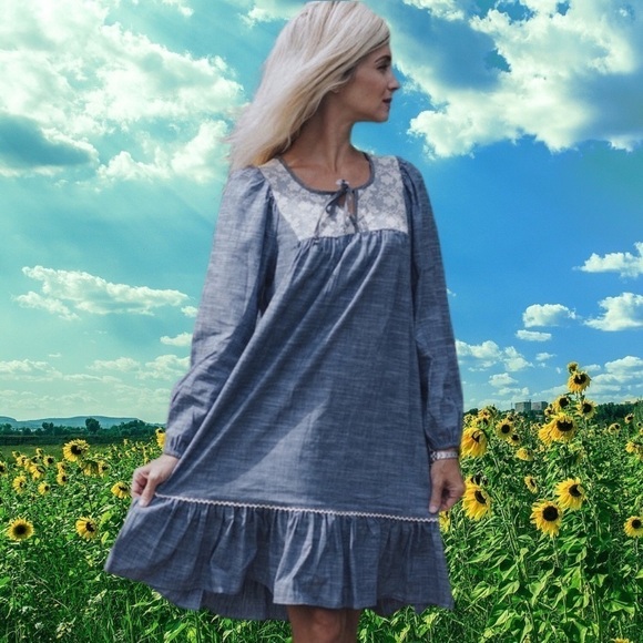 Elestory Peasant Chambray Dress S - Picture 1 of 9